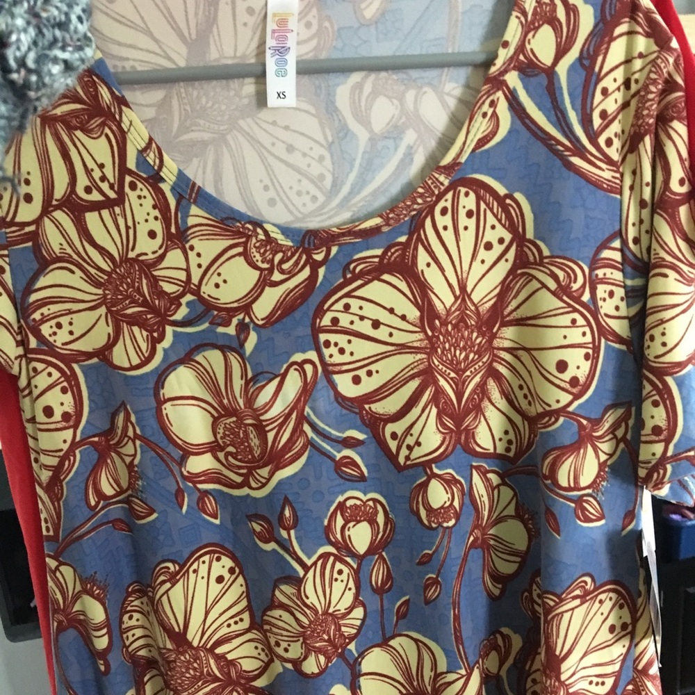 Lularoe Perfect Tee